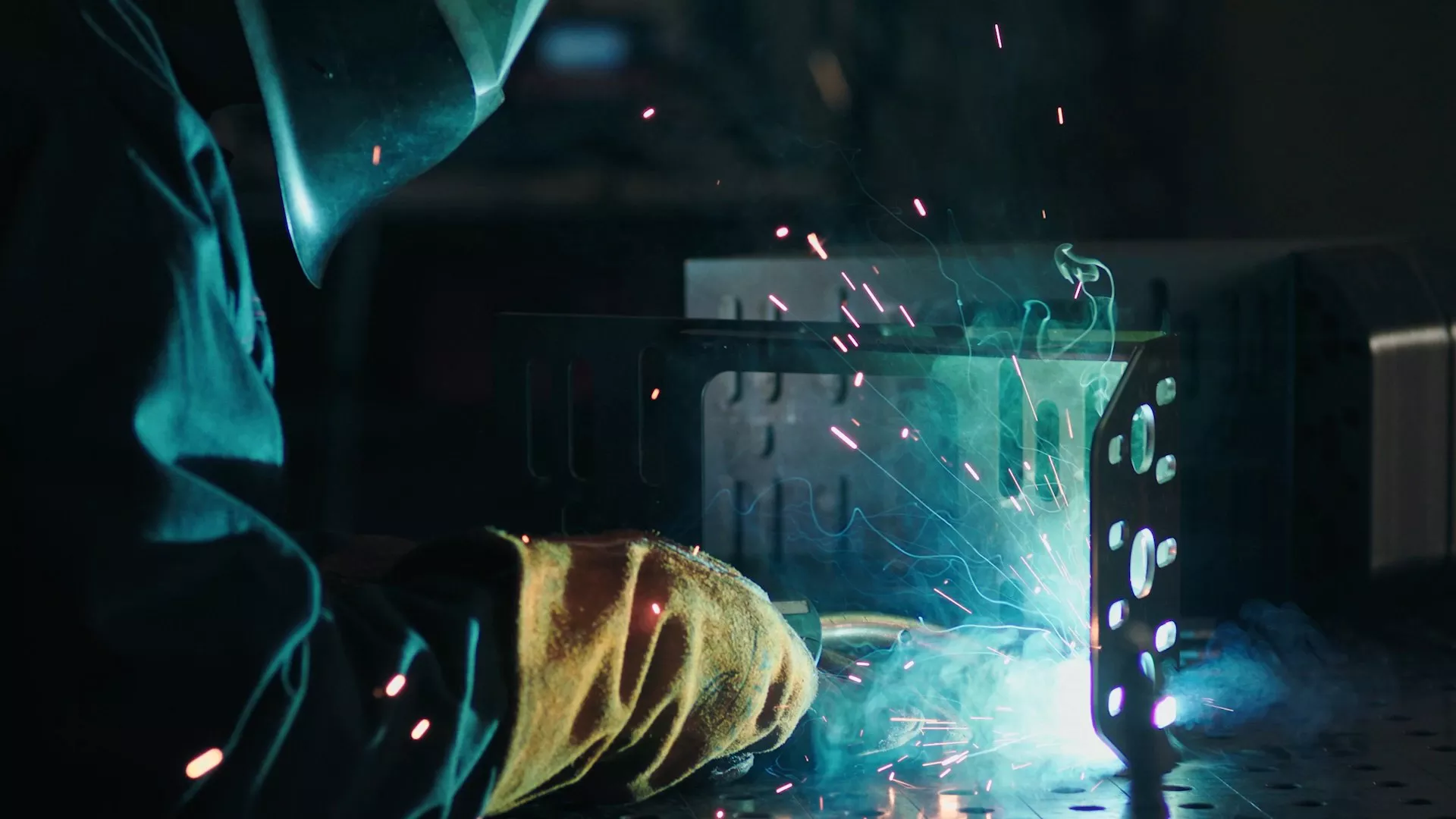 Spawanie, Kali – Obróbka Metali Nowy Sącz | Precyzja, Jakość, Terminowość